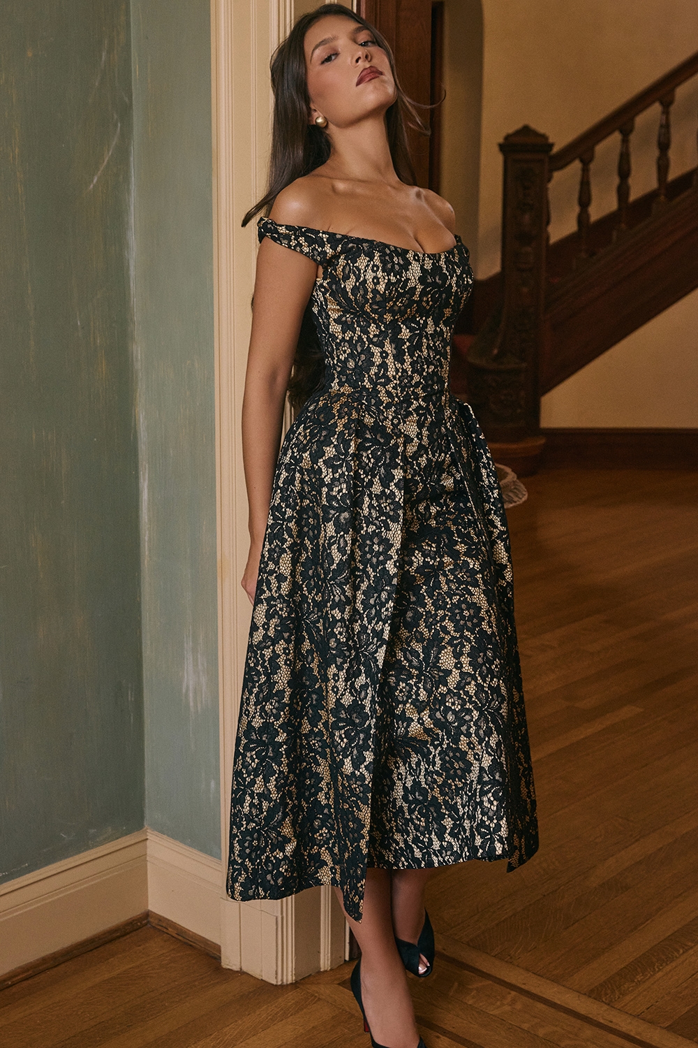 Off-shoulder backless slim waist printed dress